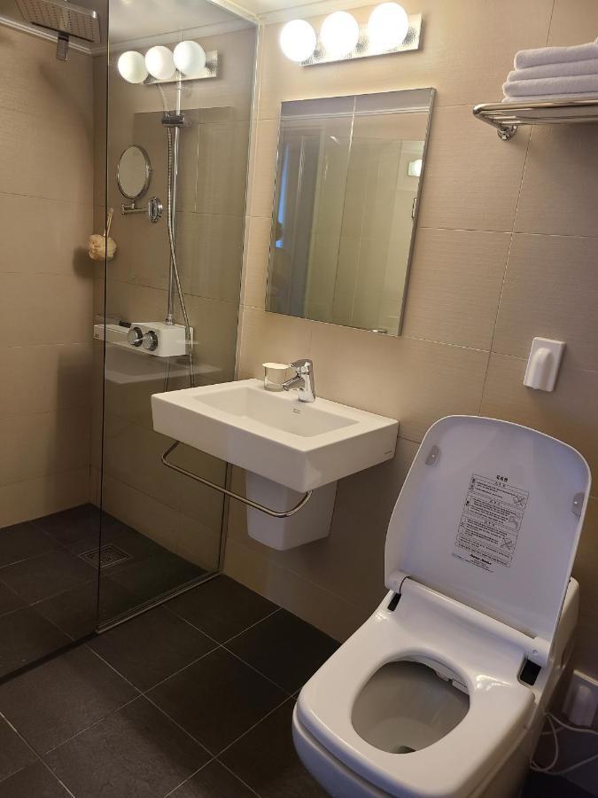 Jinwoo Prestige Hotel Geoje Eksteriør bilde